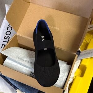 Rothy's Kids Black Dress Shoes with Blue Accent